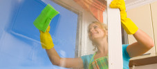 img-article-deciding-between-a-cleaning-company-and-housekeeper